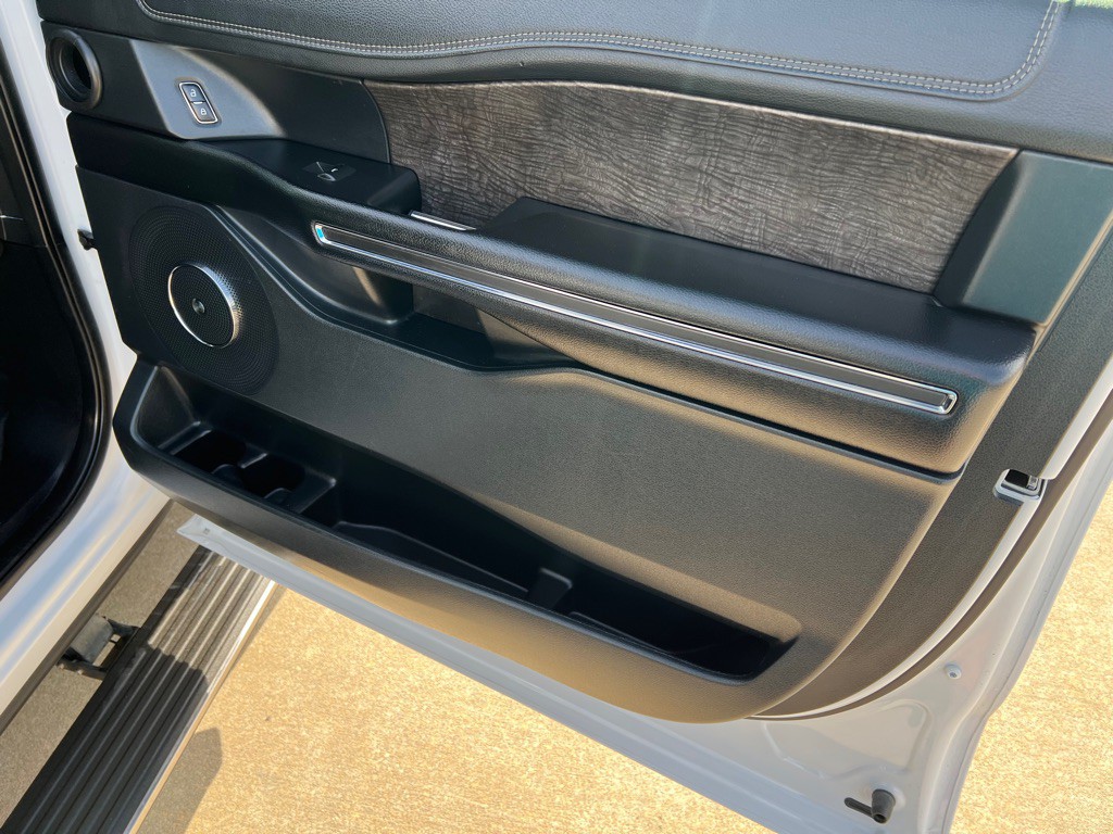 2021 Ford Expedition Image 11