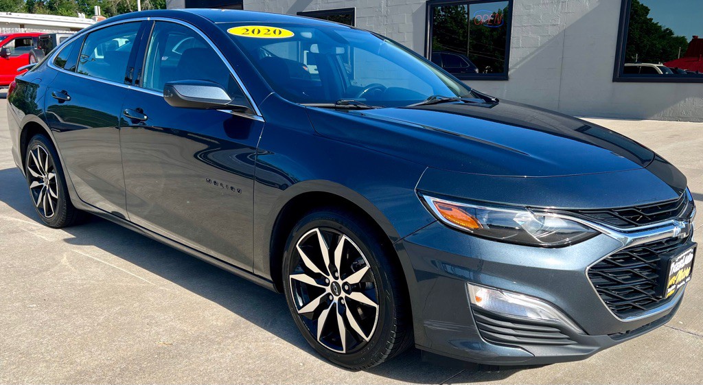 2020 Chevrolet Malibu Image 1