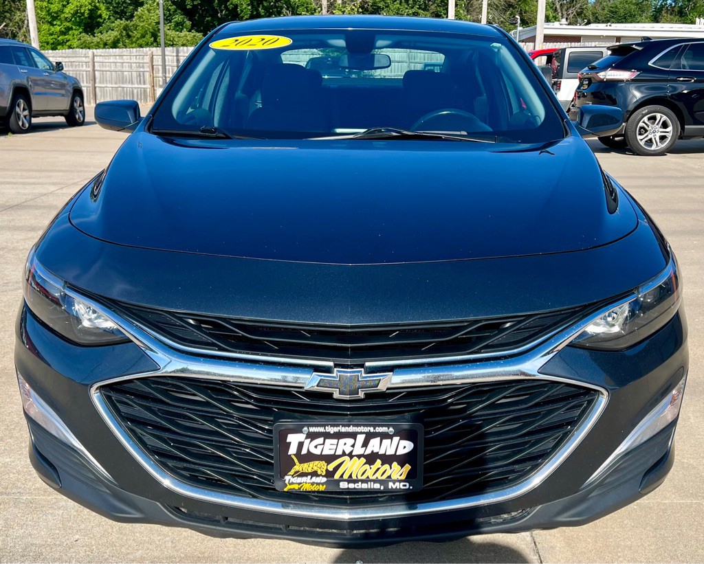 2020 Chevrolet Malibu Image 2