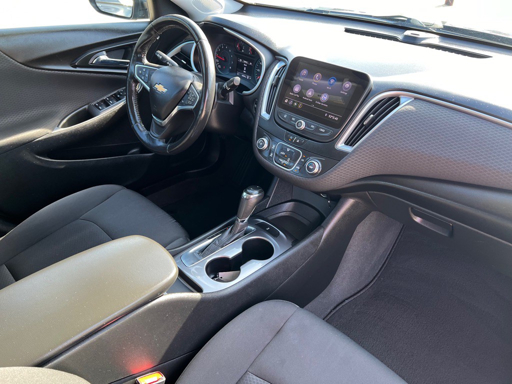 2020 Chevrolet Malibu Image 11