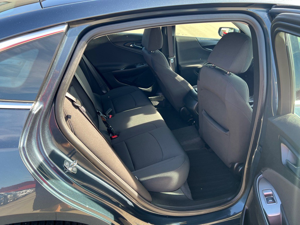 2020 Chevrolet Malibu Image 12