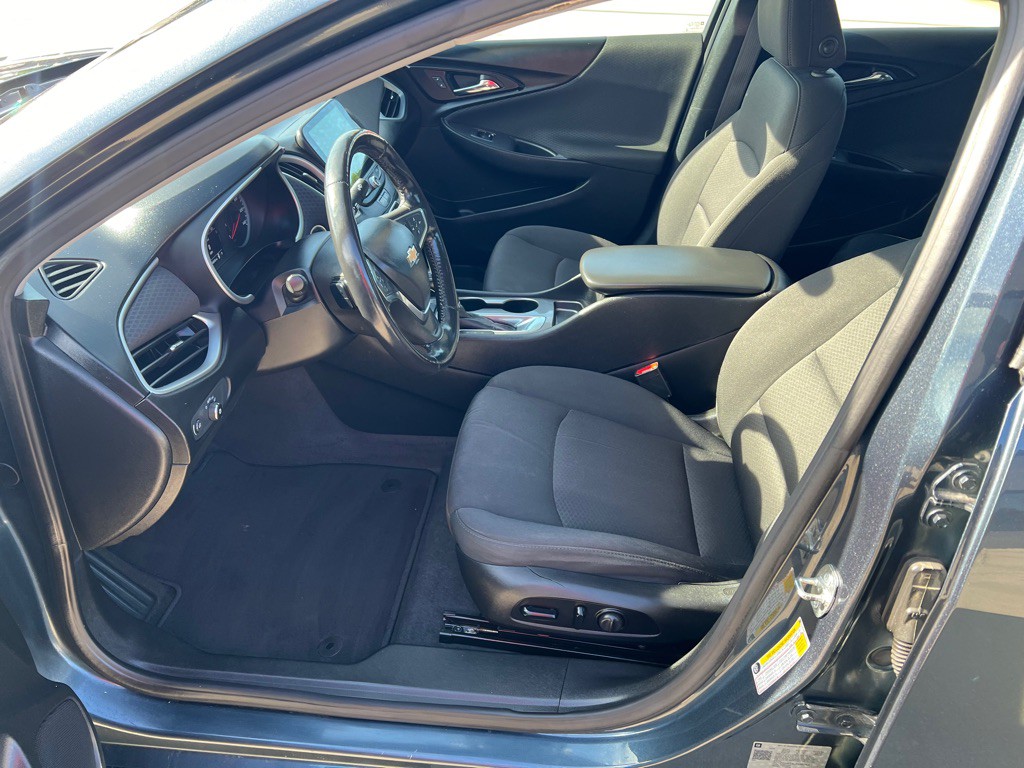 2020 Chevrolet Malibu Image 17