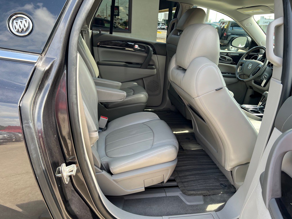 2015 Buick Enclave Image 12