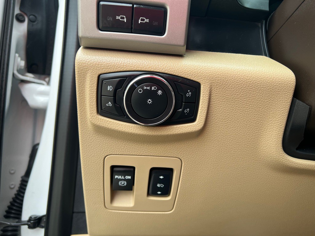 2018 Ford F-150 Image 25