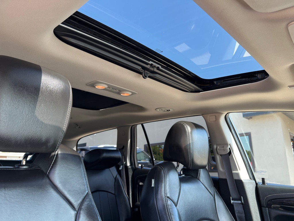2015 Buick Enclave Image 14