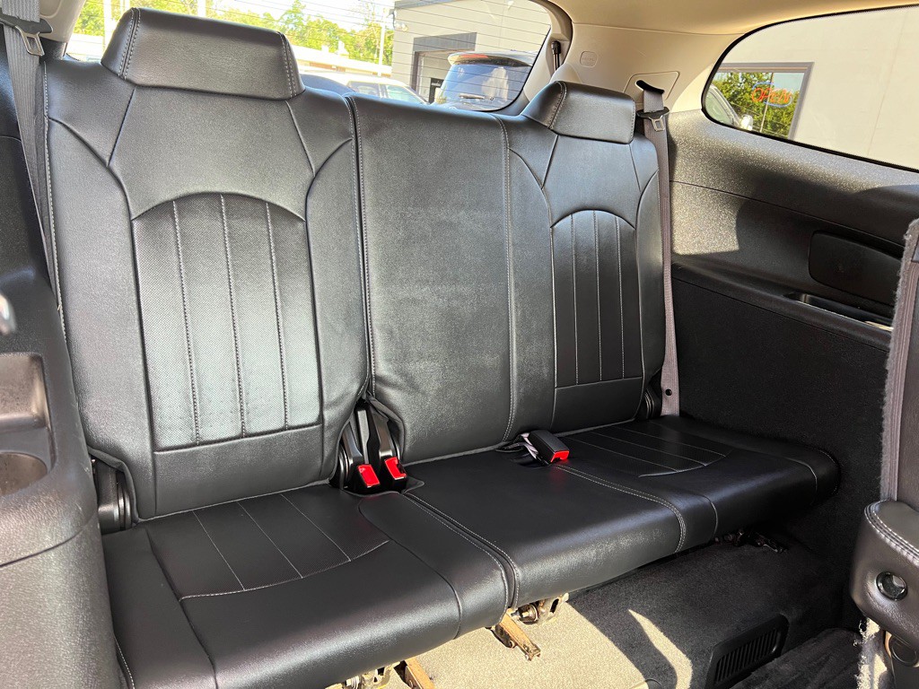 2015 Buick Enclave Image 21