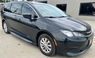 Image for 2017 Chrysler Pacifica Touring ID: 7537569