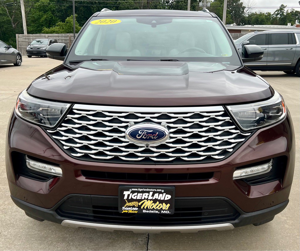 2020 Ford Explorer Image 2
