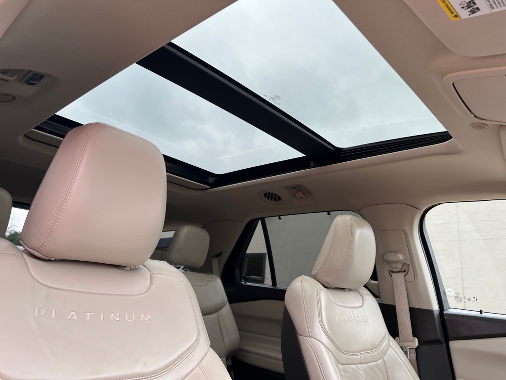 2020 Ford Explorer Image 17