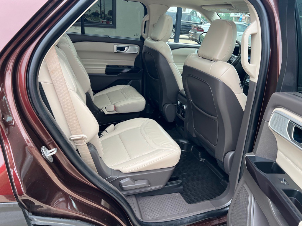 2020 Ford Explorer Image 18