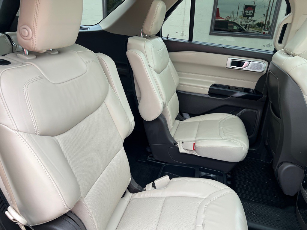 2020 Ford Explorer Image 19
