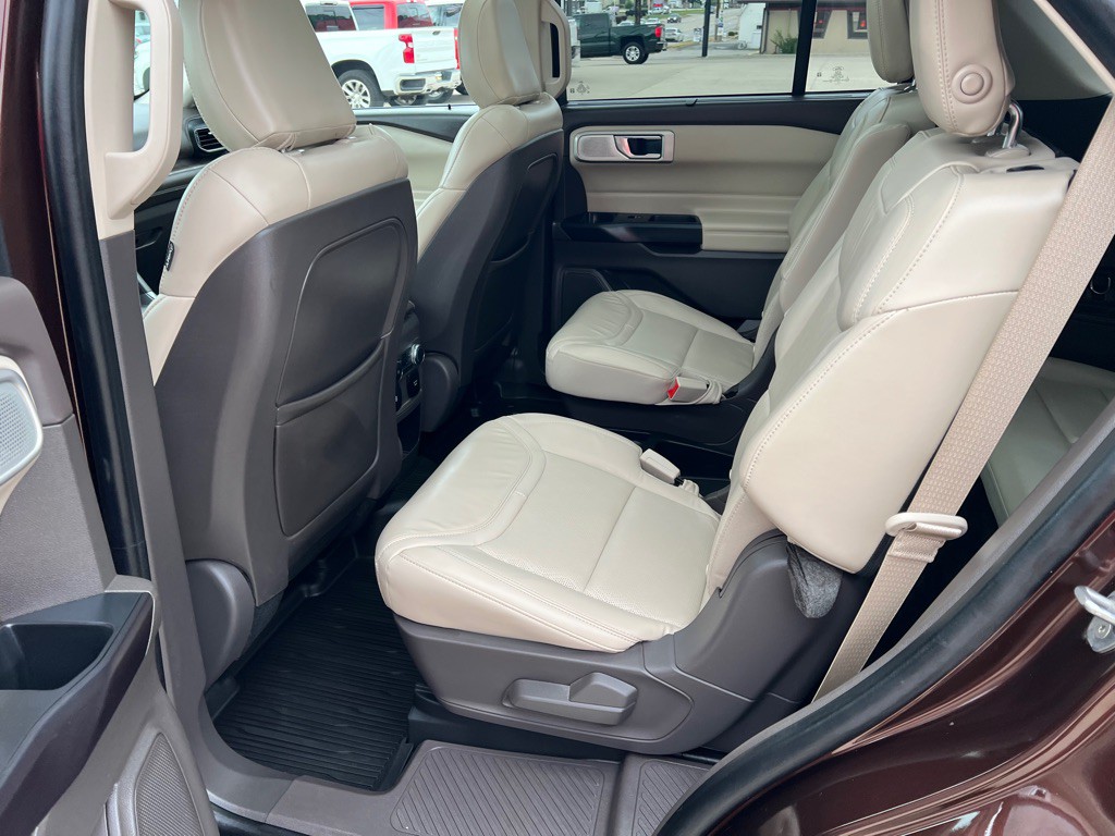 2020 Ford Explorer Image 25
