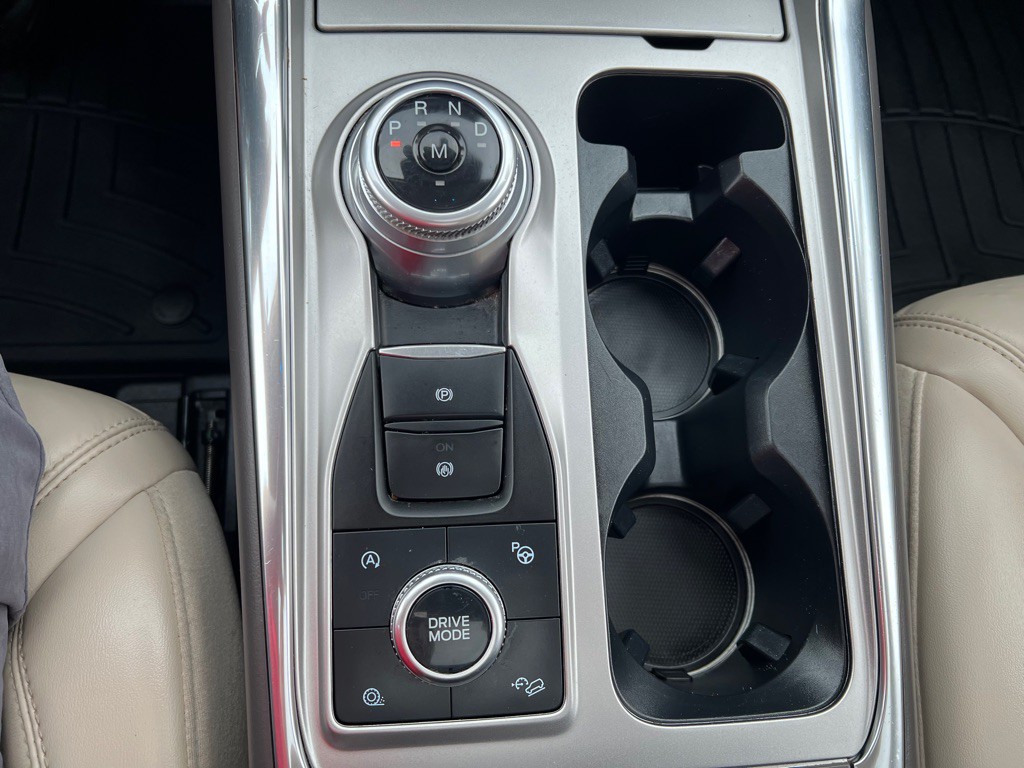 2020 Ford Explorer Image 28
