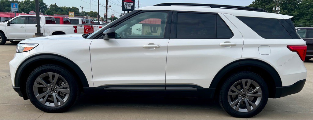 2022 Ford Explorer Image 4