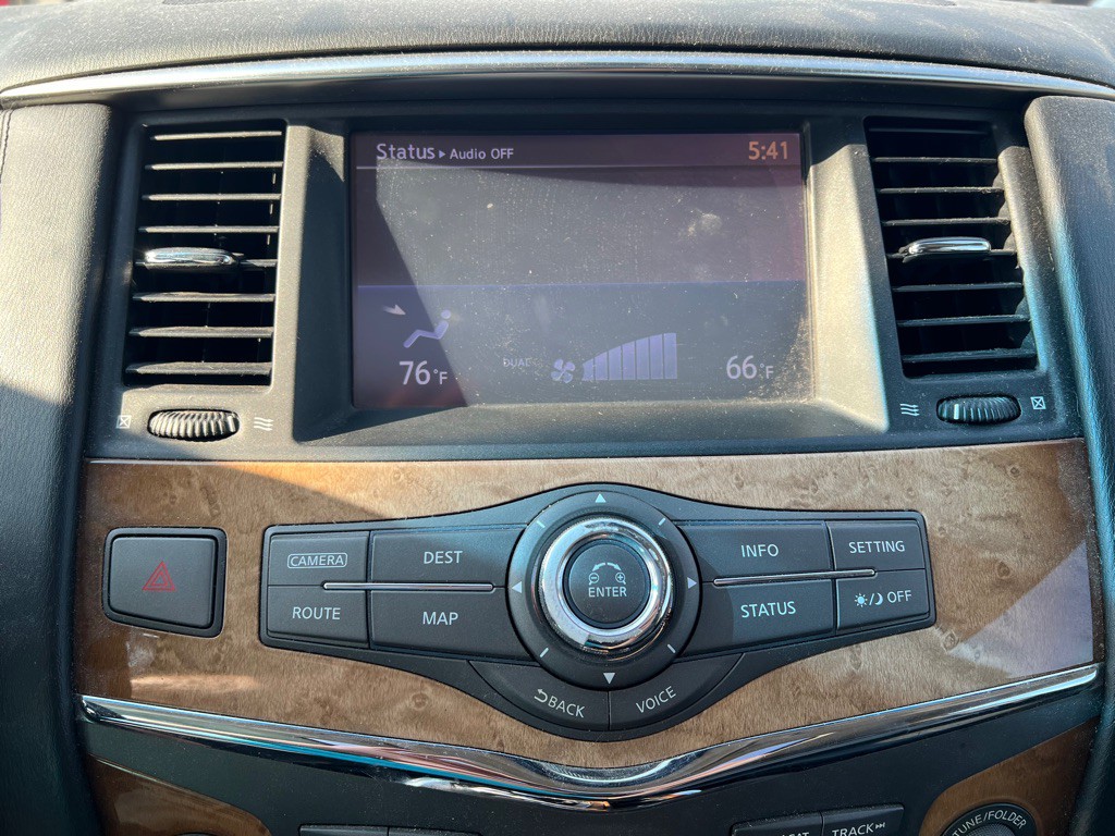2014 INFINITI QX80 Image 15
