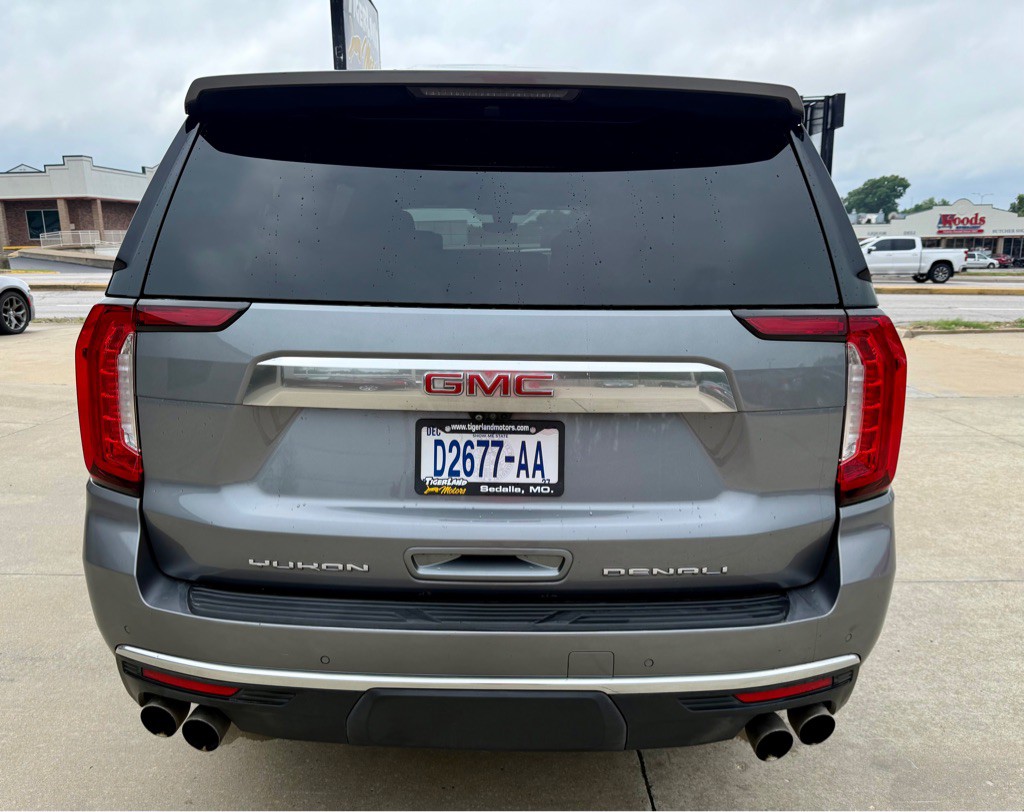 2021 GMC Yukon Image 6