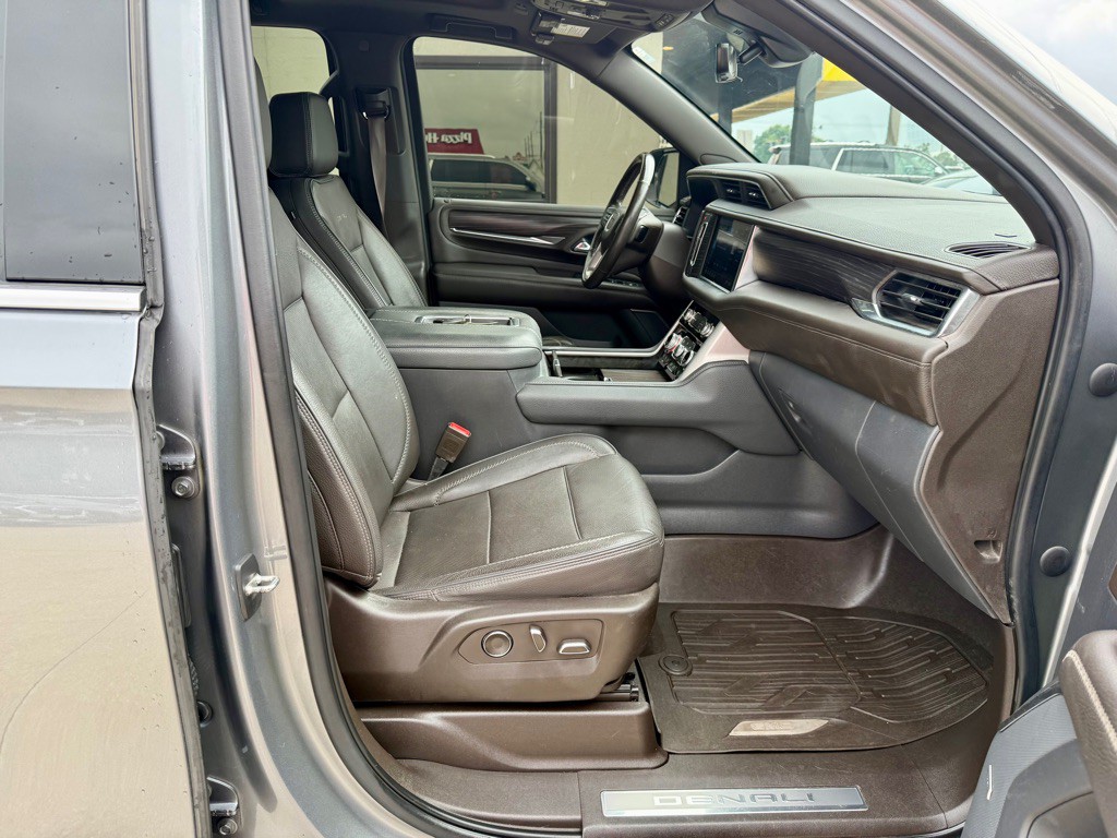 2021 GMC Yukon Image 21