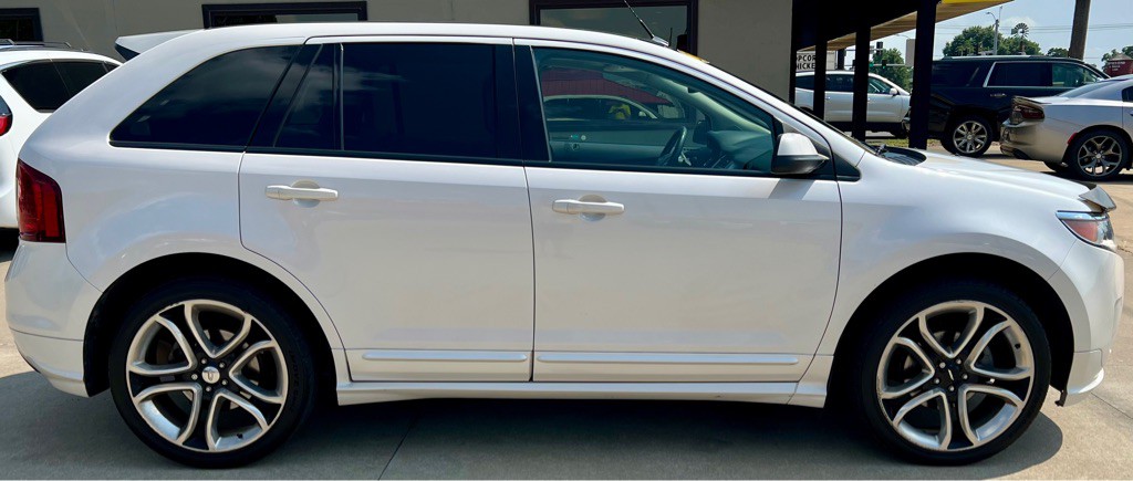 2014 Ford Edge Image 8