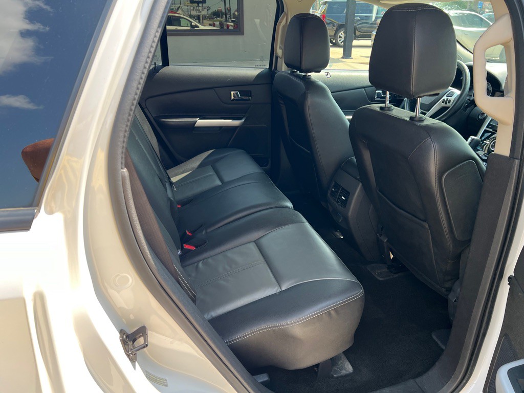 2014 Ford Edge Image 12