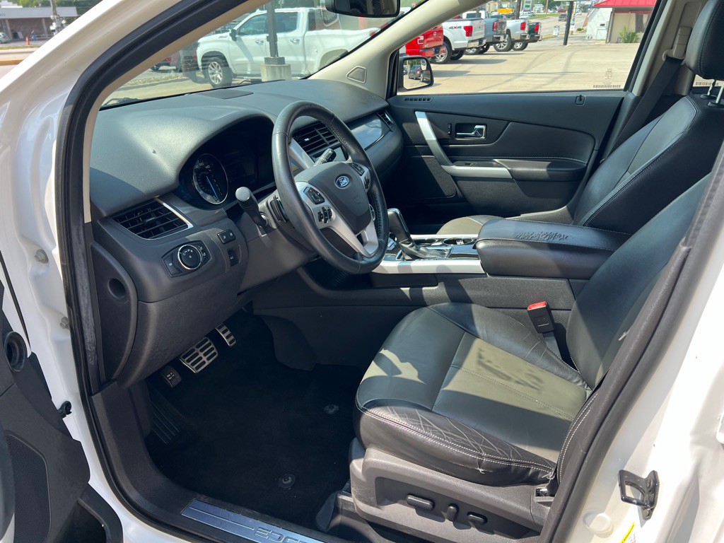 2014 Ford Edge Image 15