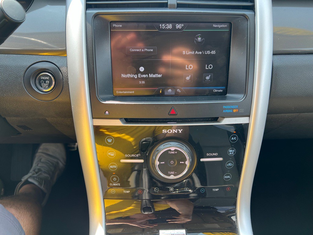 2014 Ford Edge Image 17