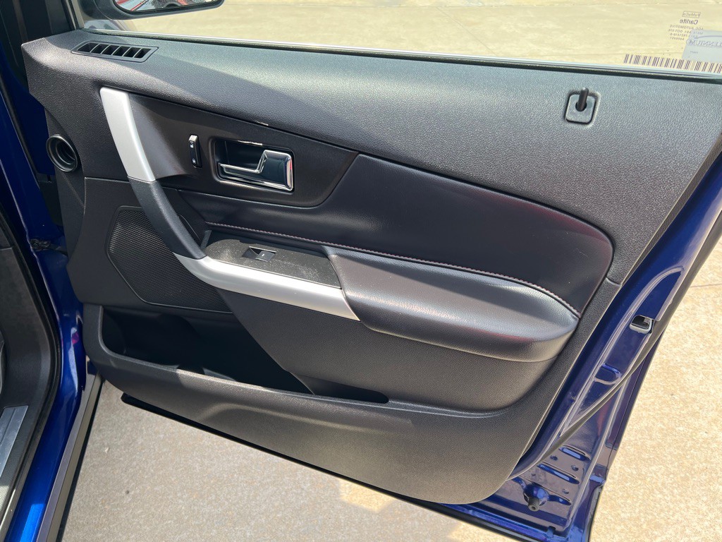 2013 Ford Edge Image 10