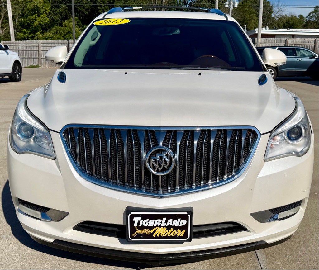 2013 Buick Enclave Image 2