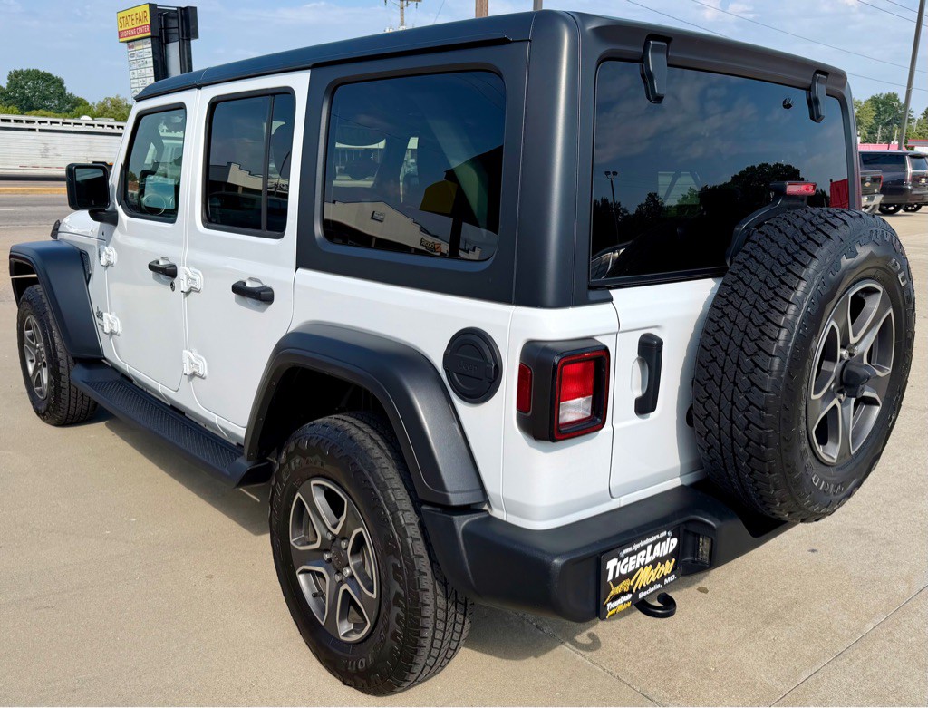 2021 Jeep Wrangler Unlimited Image 5