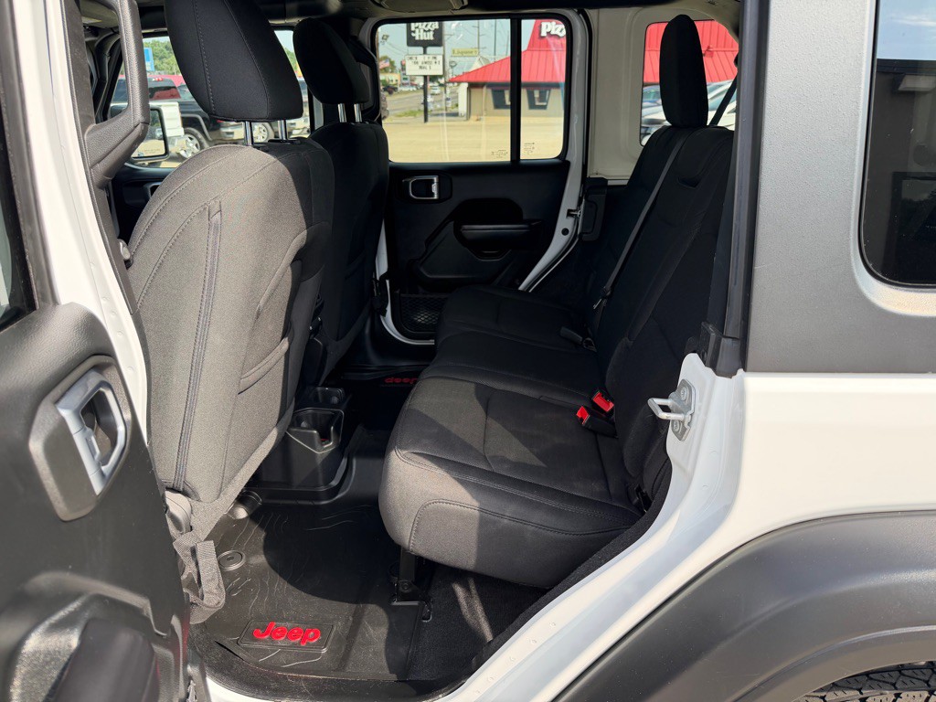 2021 Jeep Wrangler Unlimited Image 17