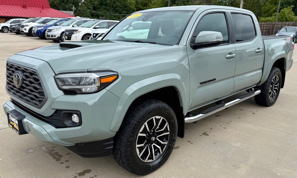 2022 Toyota Tacoma Image 3