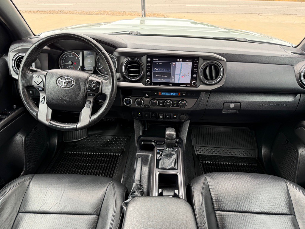 2022 Toyota Tacoma Image 16