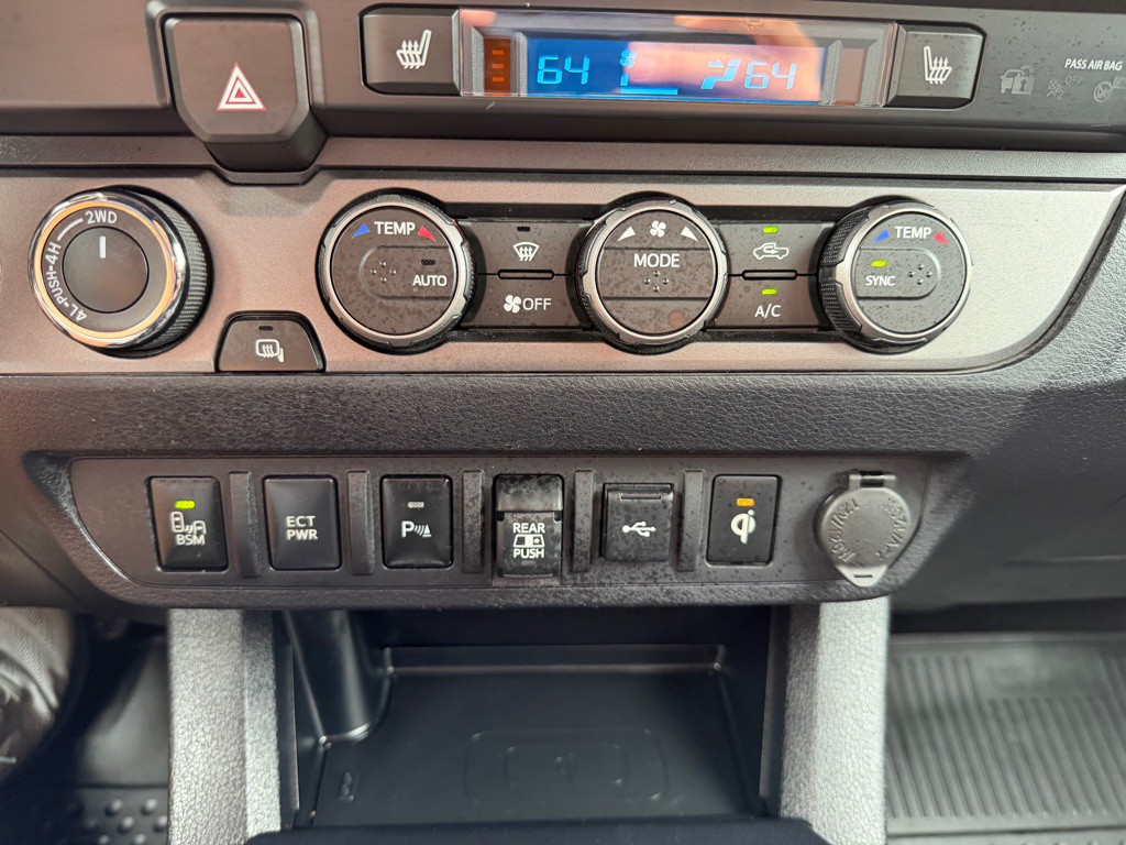 2022 Toyota Tacoma Image 30