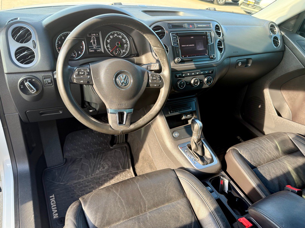 2017 Volkswagen Tiguan Image 15