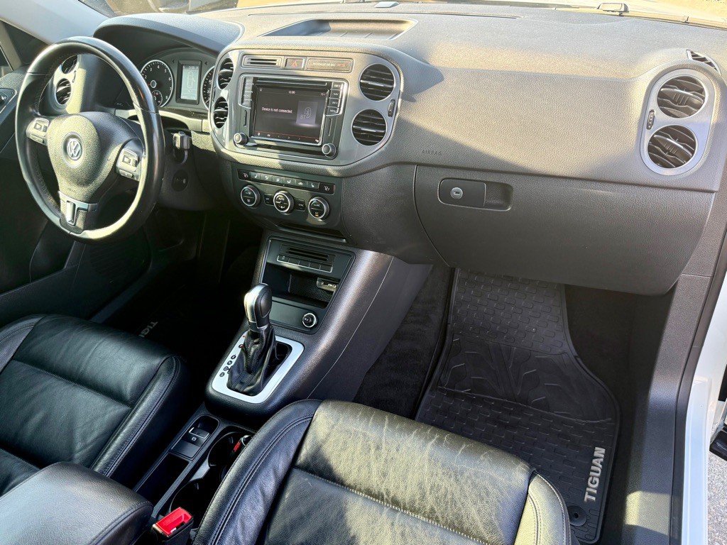 2017 Volkswagen Tiguan Image 23