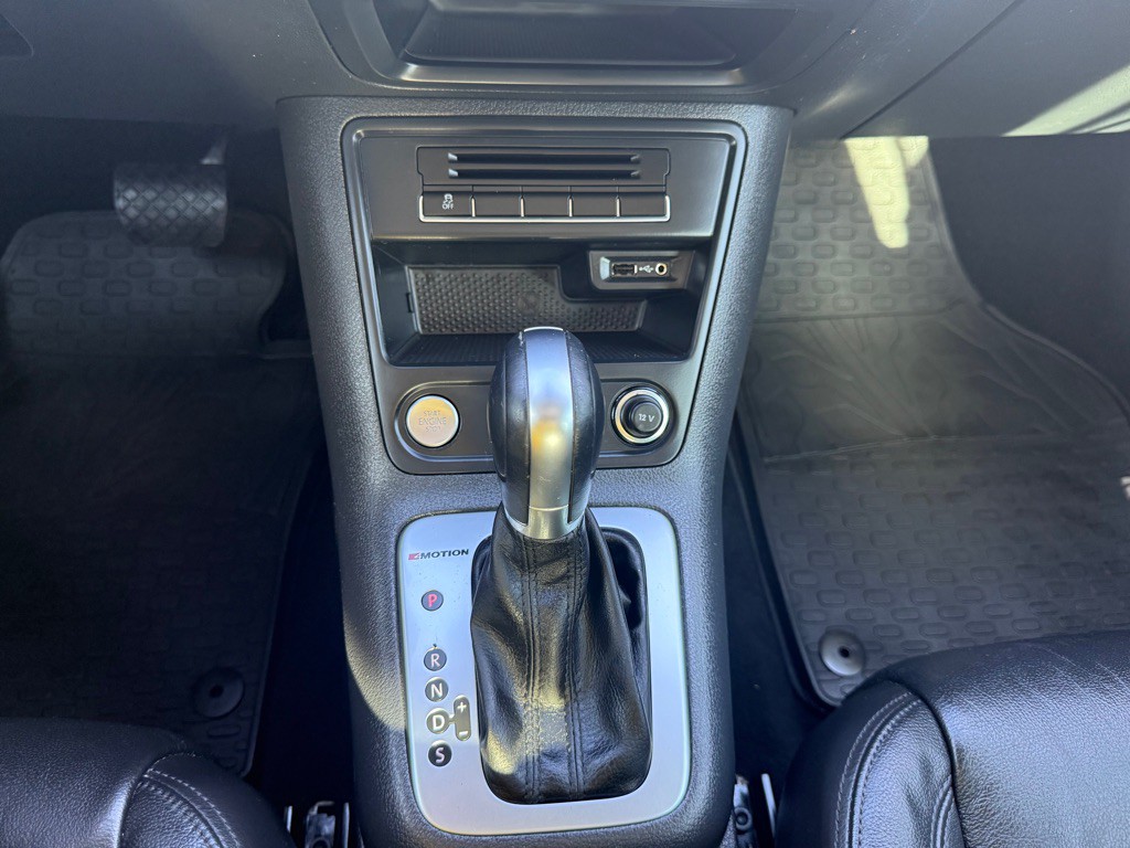 2017 Volkswagen Tiguan Image 28