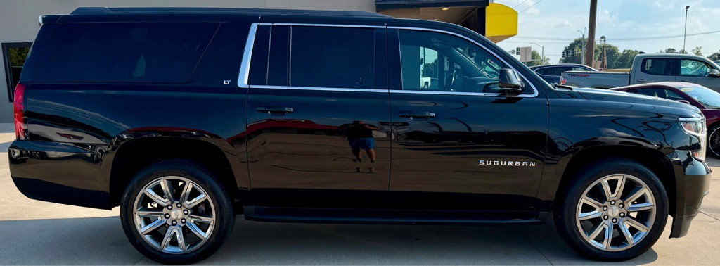 2019 Chevrolet Suburban Image 8