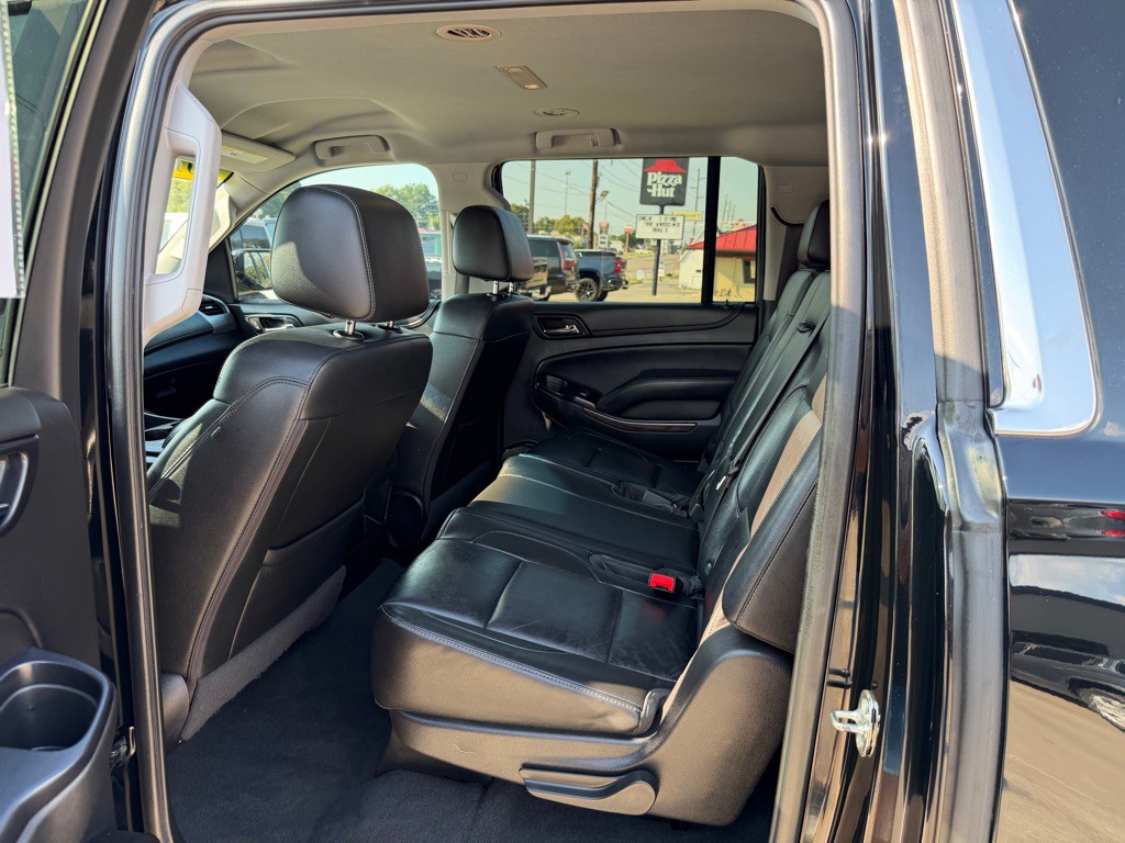 2019 Chevrolet Suburban Image 22