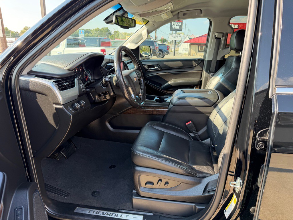 2019 Chevrolet Suburban Image 23