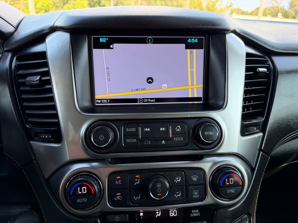 2019 Chevrolet Suburban Image 27
