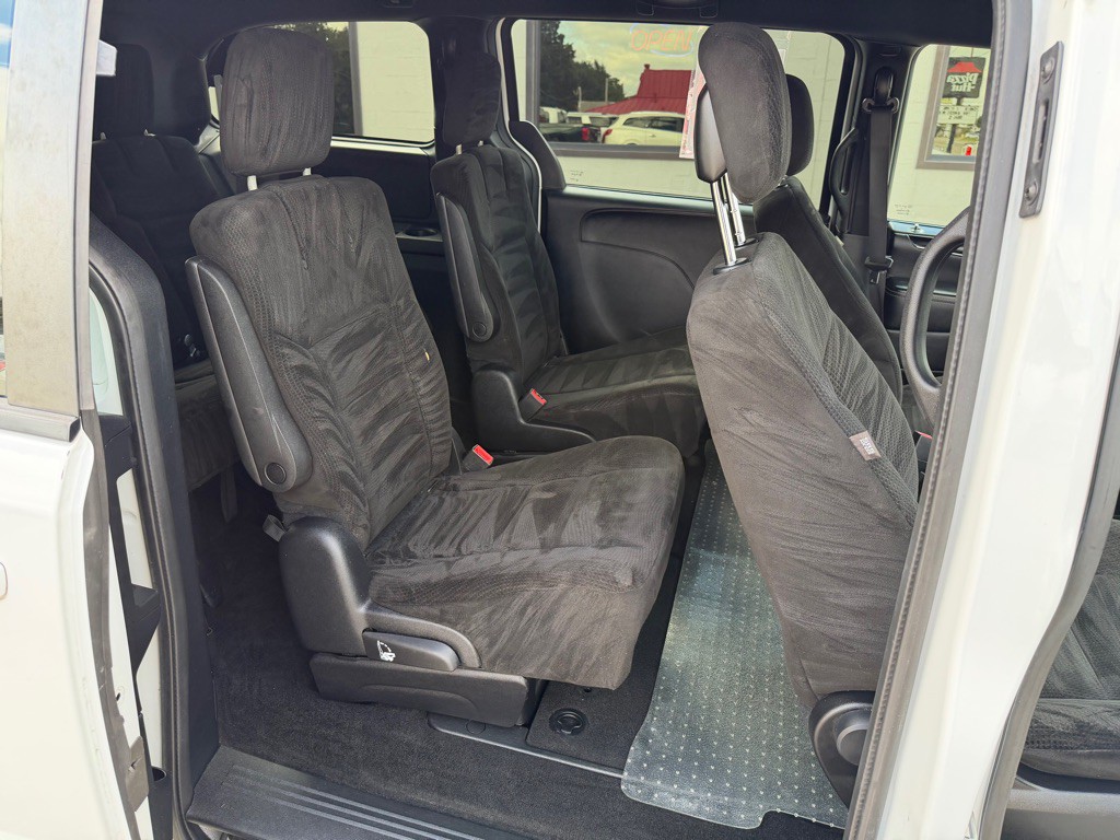 2016 Dodge Grand Caravan Image 12