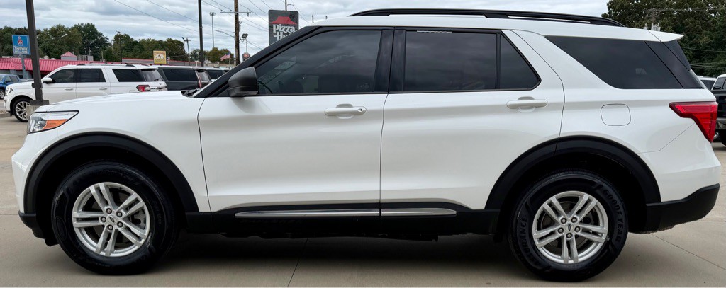 2021 Ford Explorer Image 4