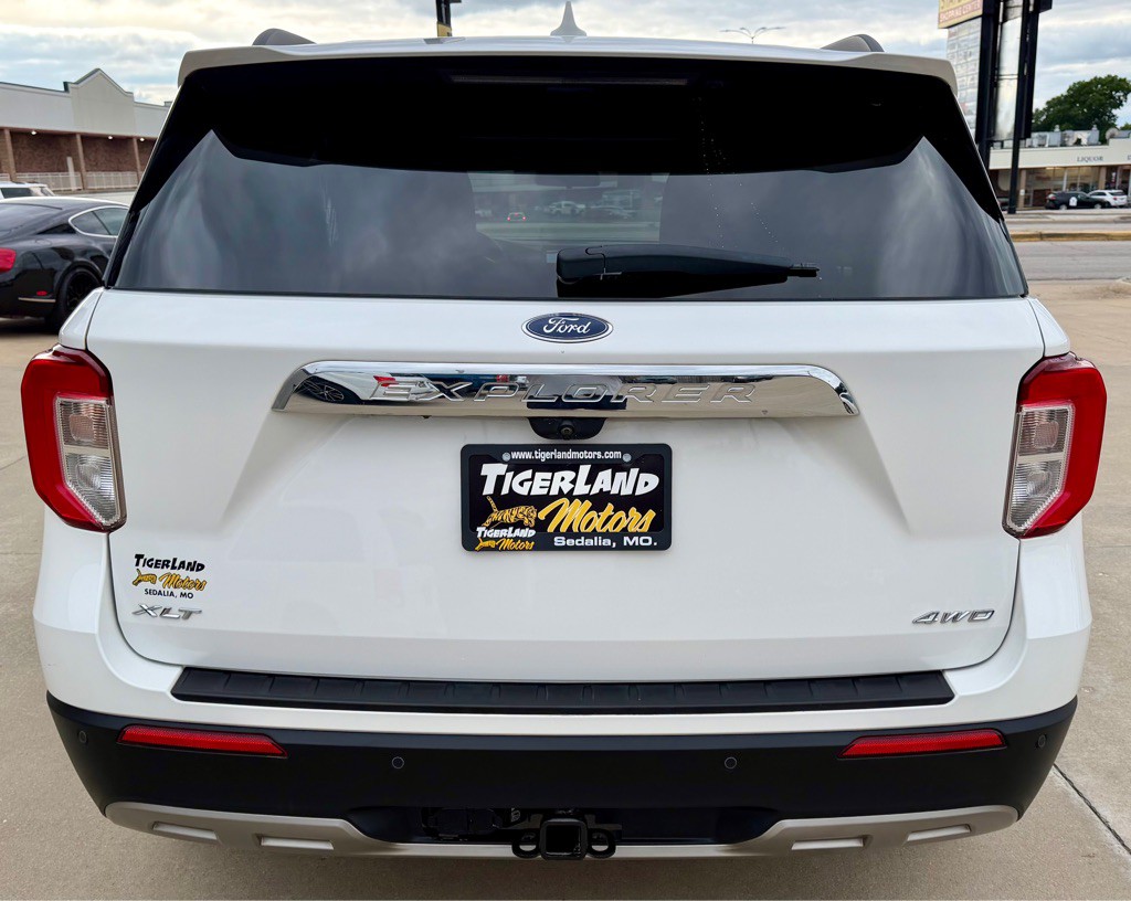 2021 Ford Explorer Image 6