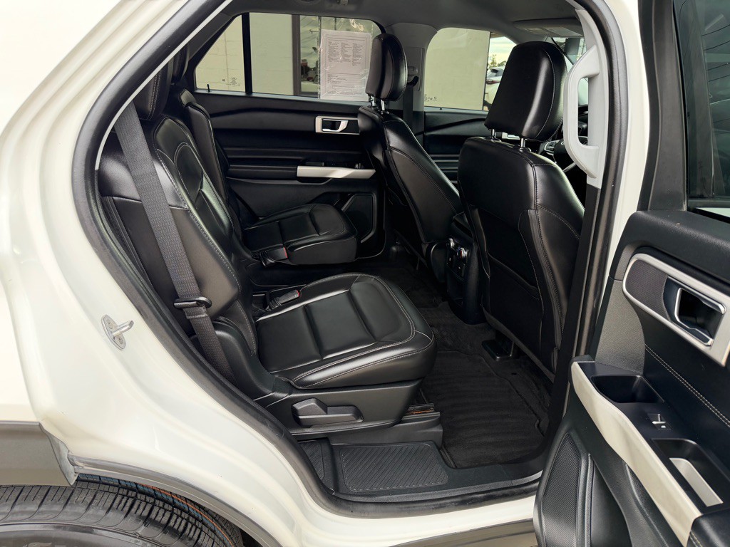 2021 Ford Explorer Image 16
