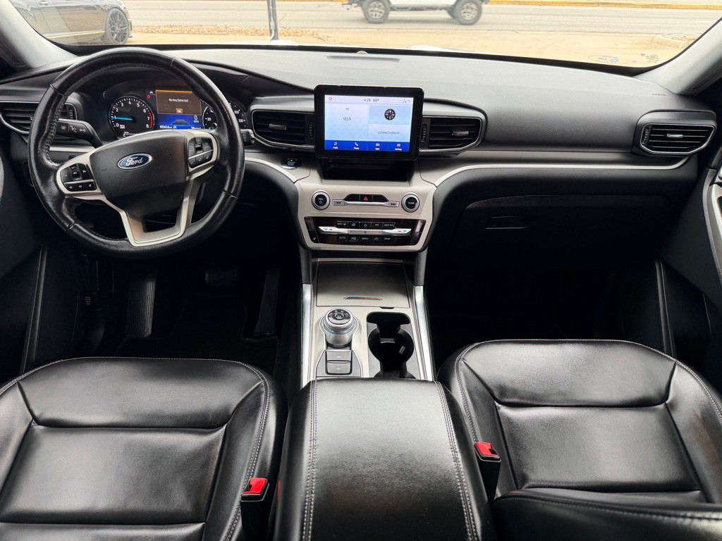 2021 Ford Explorer Image 18