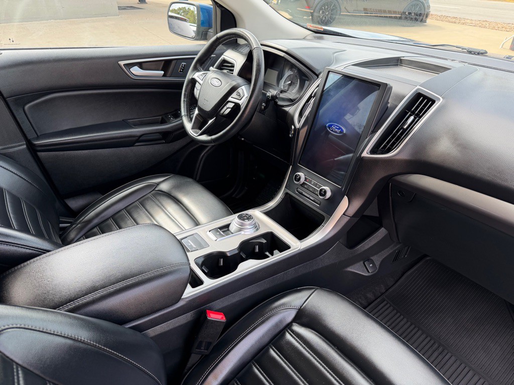 2023 Ford Edge Image 12