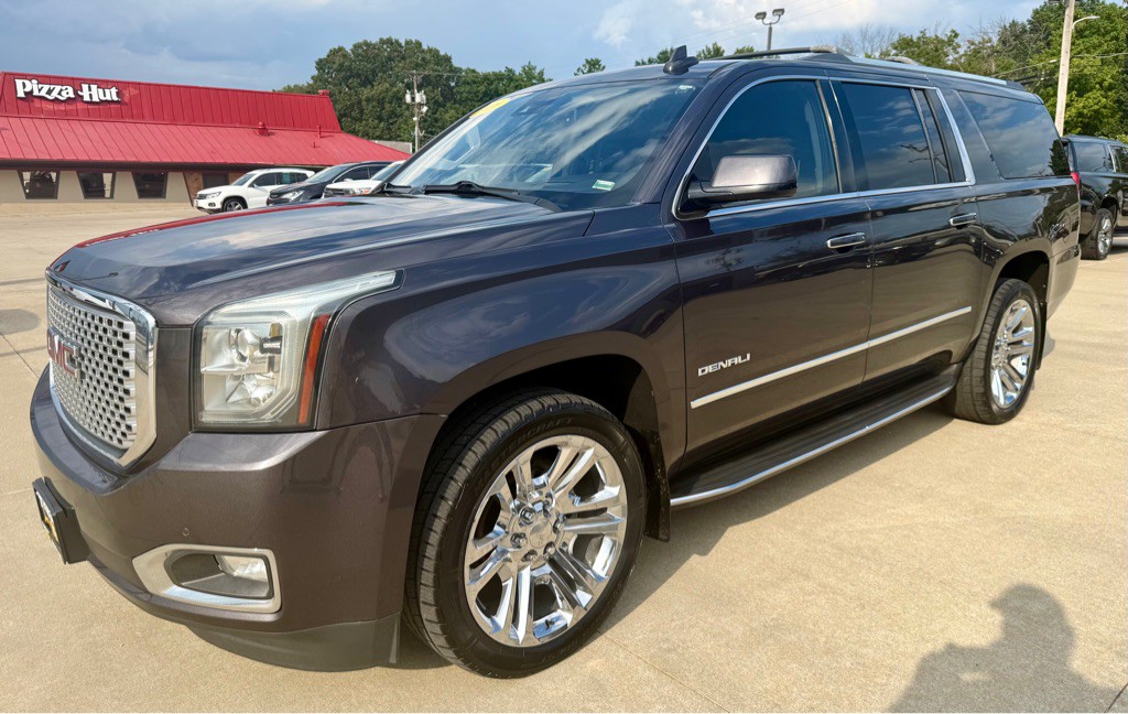 2016 GMC Yukon Image 4