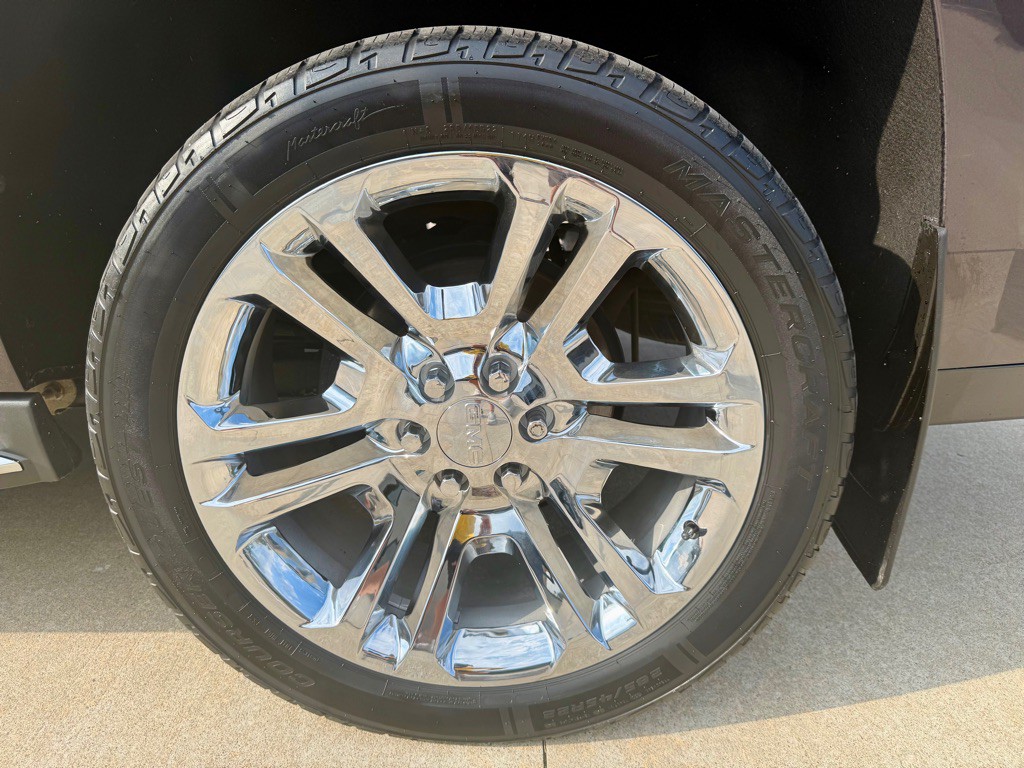 2016 GMC Yukon Image 13