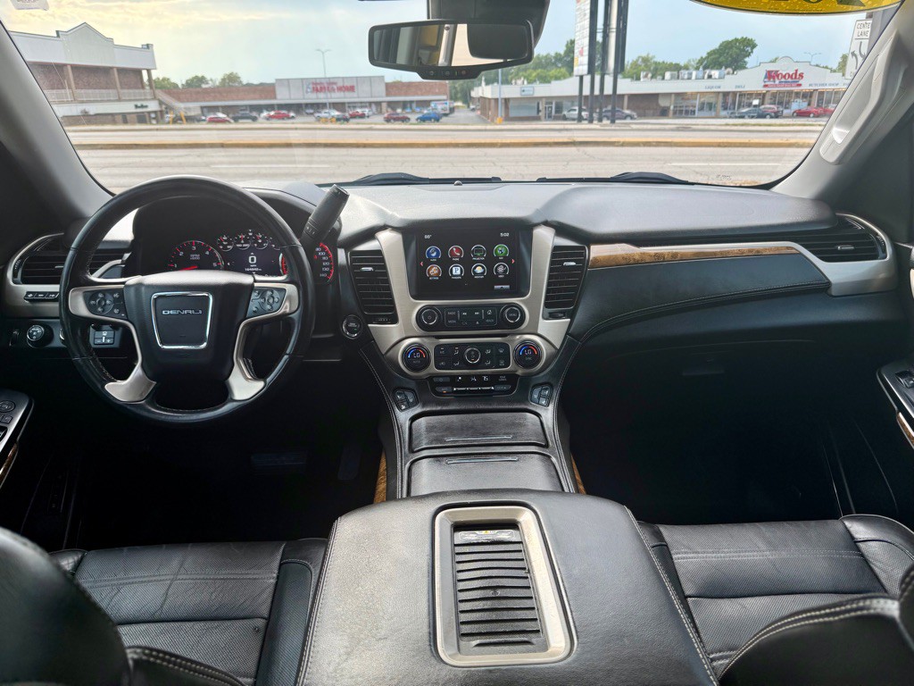 2016 GMC Yukon Image 22