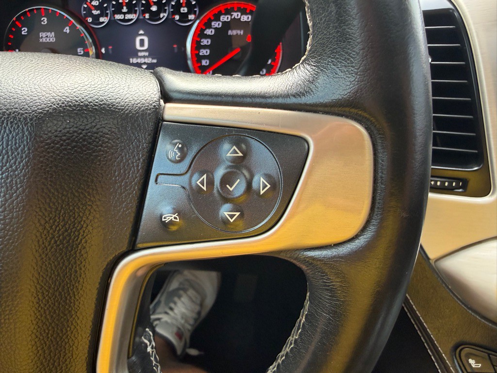 2016 GMC Yukon Image 35