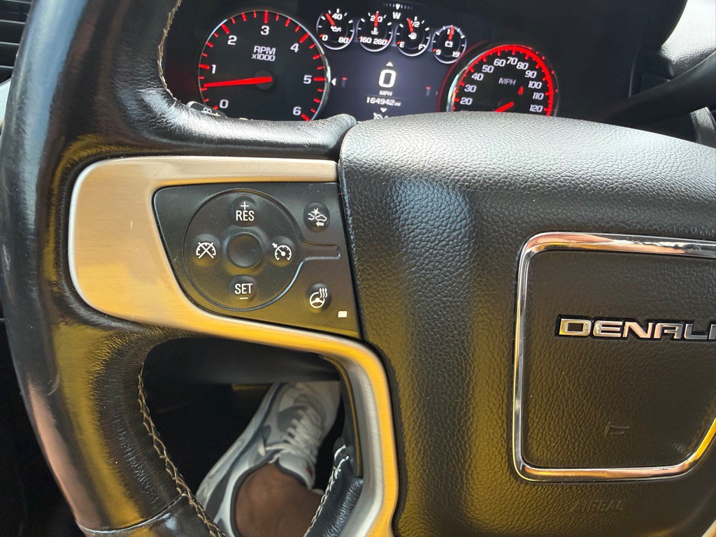 2016 GMC Yukon Image 36
